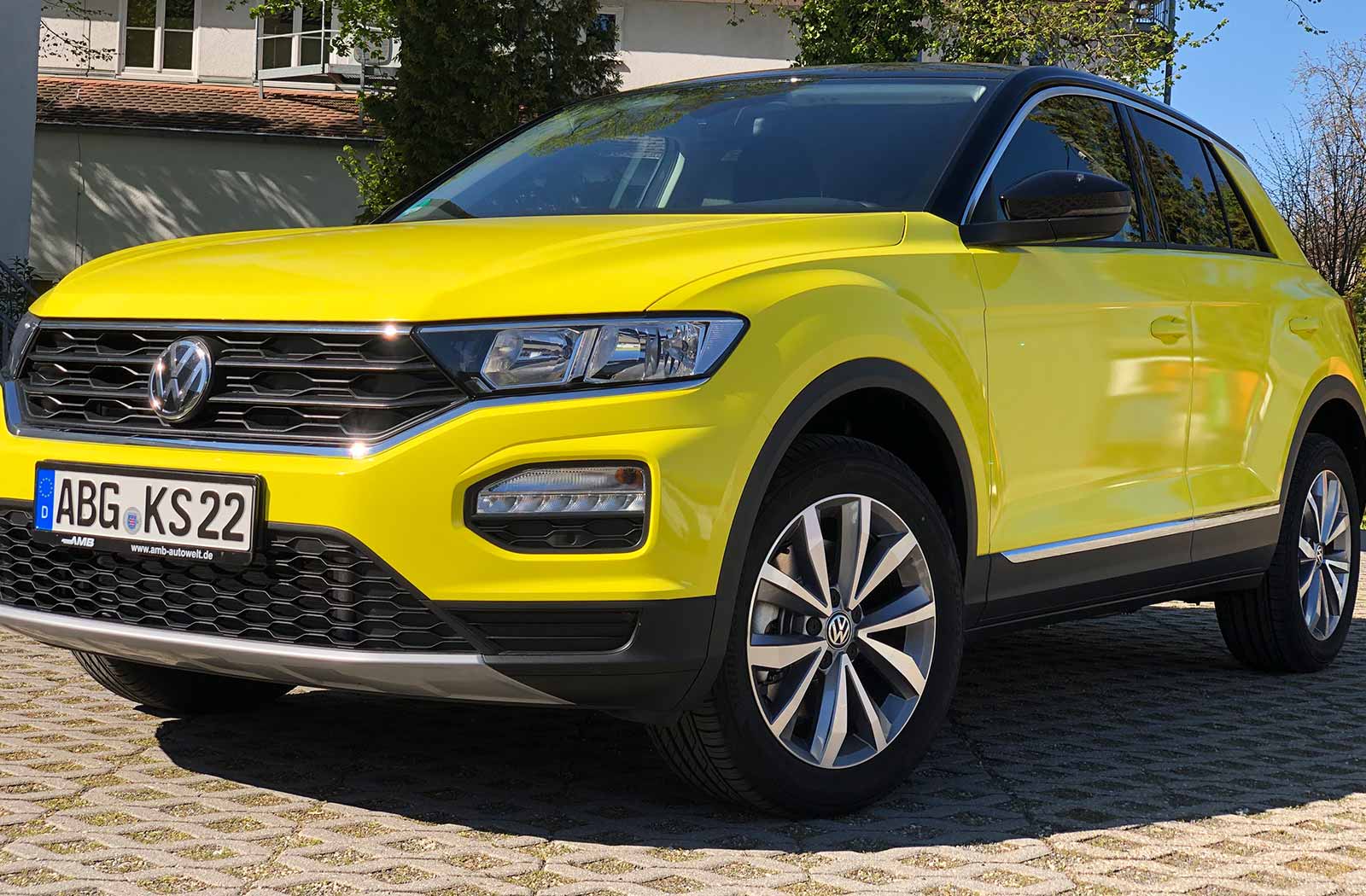 volkswagen-t-roc-gelb-01